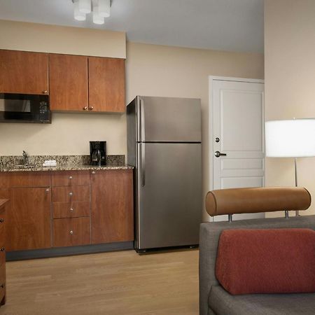 Towneplace Suites By Marriott Portland Хилсбъро Екстериор снимка